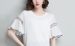 白色超短裙美女热舞